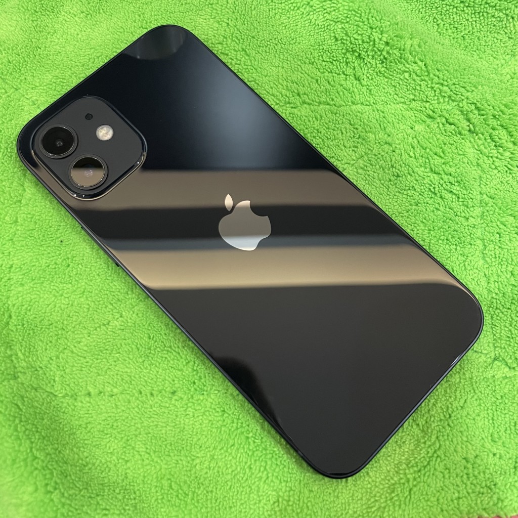 京都市伏見区京町 より iPhone12 背面割れ修理 画像