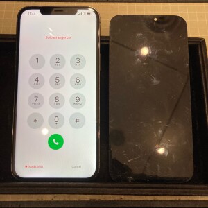 iPhone12ProMAX　液晶ガラス割れ　京都府宇治市南陵町