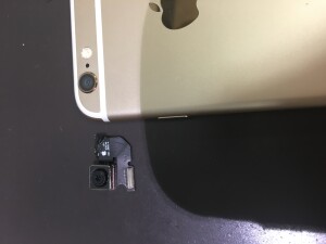 iPhone６sバックカメラ修理京都市南区、山科区