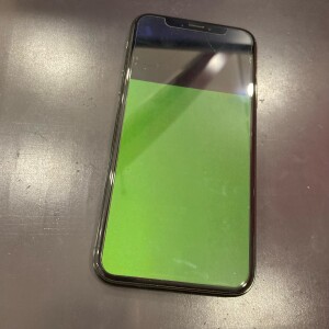 グリーンスクリーン　液晶故障　iPhone X