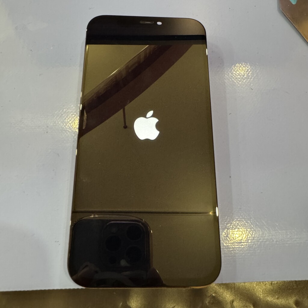 iPhone12Pro リンゴループ