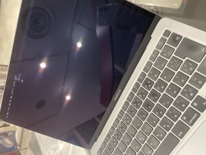 MacBookの液晶修理