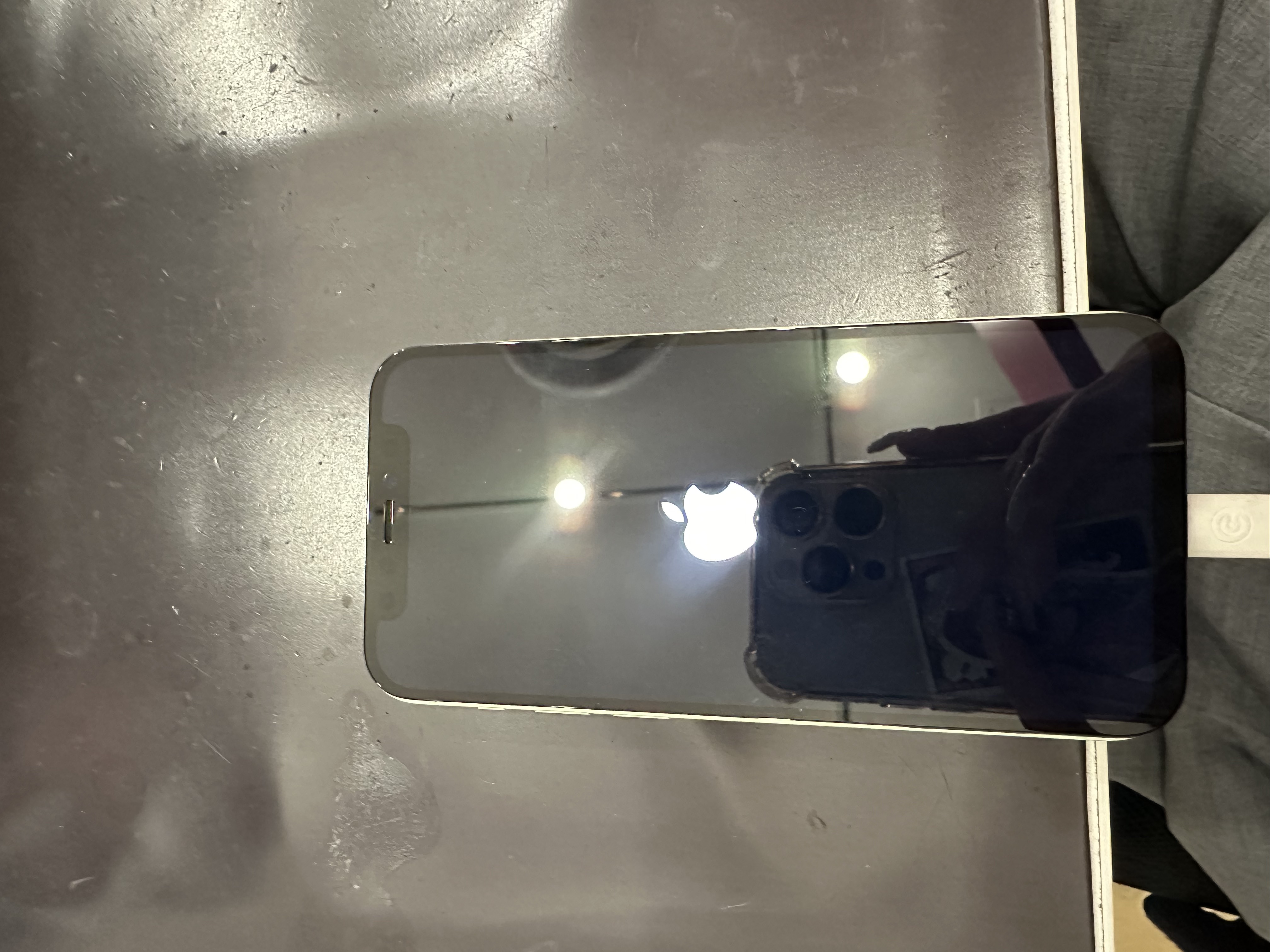 山科区付近でiPhoneの水没修理も即日