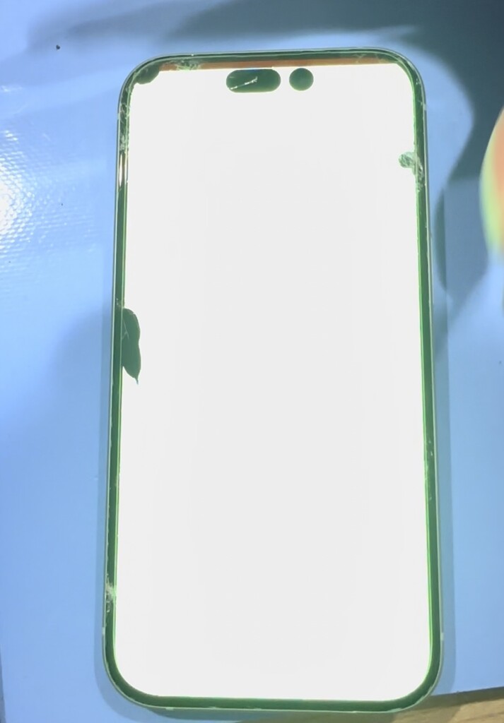 iPhone画面修理　伏見区エリア　最安修理